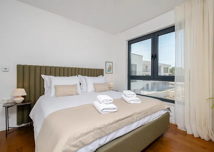 Villa Luxury Olivetum With Heated Pool, Sea View & Sauna - Okrug Gornji *