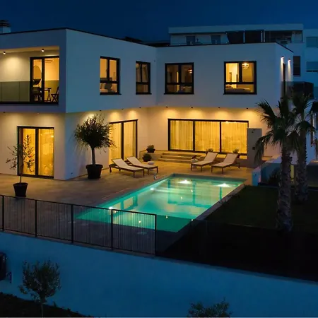 Luxury Olivetum With Heated Pool, Sea View & Sauna - Okrug Gornji *