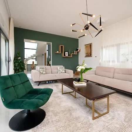 ヴィラ Luxury Olivetum With Heated Pool, Sea View & Sauna - Okrug Gornji *