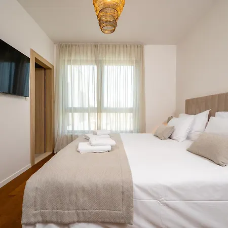 Olivetum With Heated Pool *