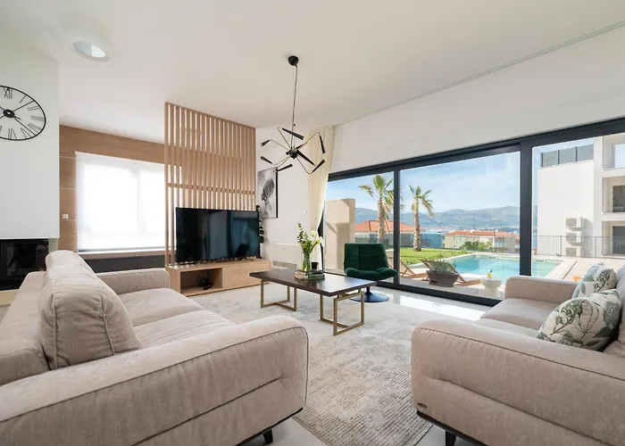 Villa Luxury Olivetum With Heated Pool, Sea View & Sauna - Okrug Gornji *