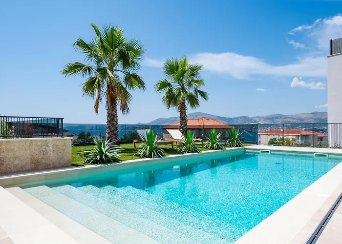 Luxury Olivetum With Heated Pool, Sea View & Sauna - Okrug Gornji *