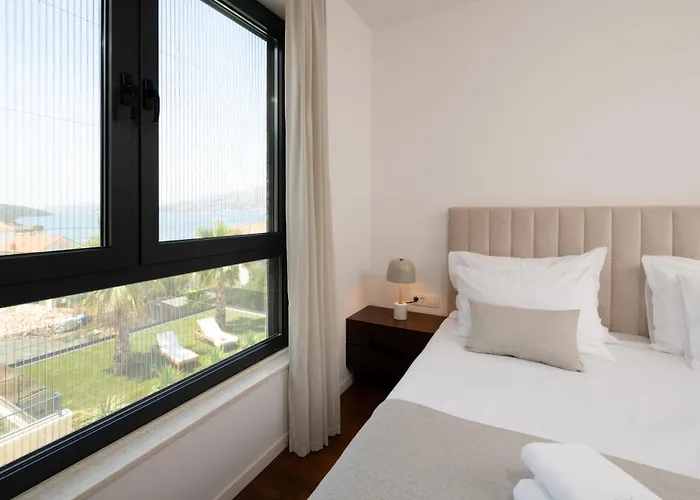 Villa Luxury Olivetum With Heated Pool, Sea View & Sauna - Okrug Gornji
