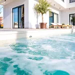Luxury Olivetum With Heated Pool, Sea View & Sauna - Okrug Gornji *