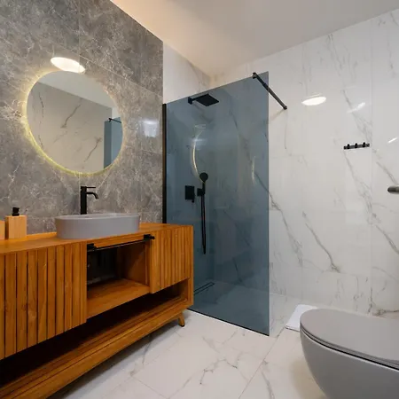 Luxury Olivetum With Heated Pool, Sea View & Sauna - Okrug Gornji Vila *