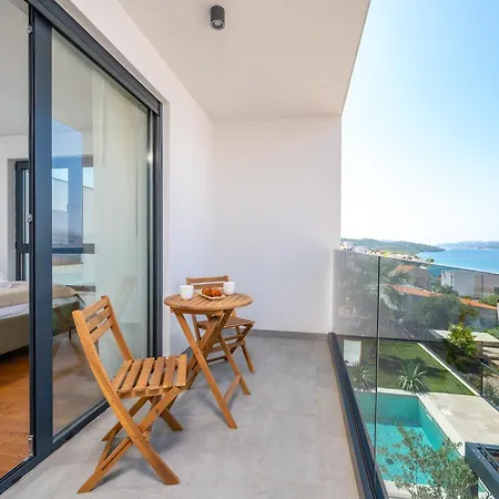 Luxury Olivetum With Heated Pool, Sea View & Sauna - Okrug Gornji Vila